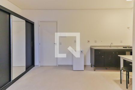 Studio - Quarto e Cozinha de kitnet/studio para alugar com 1 quarto, 22m² em Vila Antonio, São Paulo