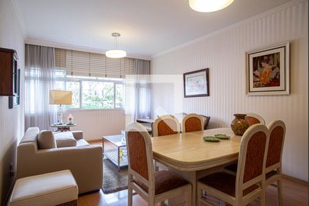 Sala de apartamento para alugar com 3 quartos, 80m² em Liberdade, São Paulo