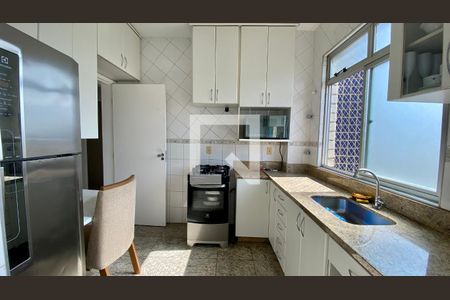 Cozinha de apartamento à venda com 2 quartos, 80m² em Buritis, Belo Horizonte
