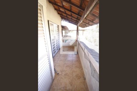 Casa de condomínio à venda com 1000m², 4 quartos e 5 vagasQuarto 2