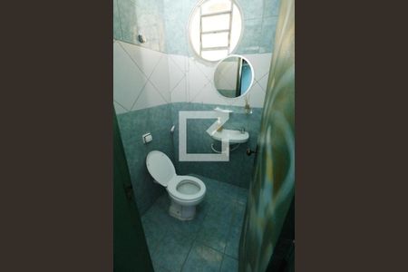 Casa de condomínio à venda com 1000m², 4 quartos e 5 vagasBanheiro 2