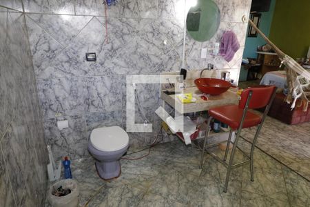 Casa de condomínio à venda com 1000m², 4 quartos e 5 vagasBanheiro do Quarto 1