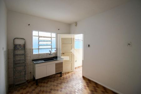 Casa para alugar com 60m², 2 quartos e 1 vaga Casa para alugar com 60m², 2 quartos e 1 vagaCozinha