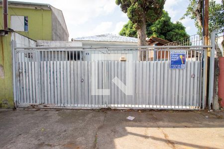 Casa para alugar com 60m², 2 quartos e 1 vaga Casa para alugar com 60m², 2 quartos e 1 vagaFachada