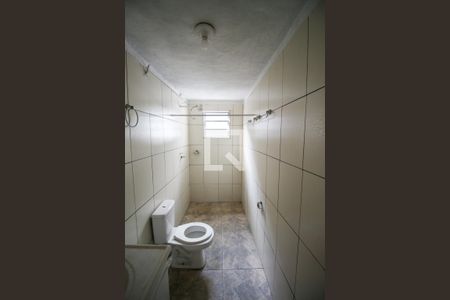 Casa para alugar com 60m², 2 quartos e 1 vaga Casa para alugar com 60m², 2 quartos e 1 vagaBanheiro