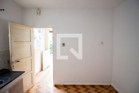 Casa para alugar com 60m², 2 quartos e 1 vaga Casa para alugar com 60m², 2 quartos e 1 vagaCozinha