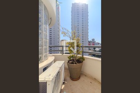 Apartamento à venda com 98m², 1 quarto e 2 vagas Apartamento à venda com 98m², 1 quarto e 2 vagasSuíte