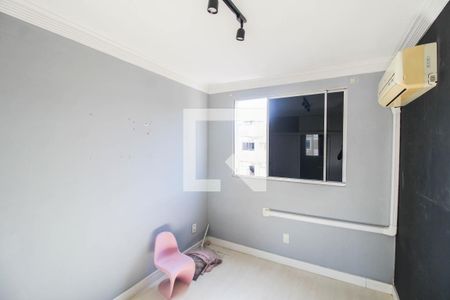 Quarto 1 de apartamento para alugar com 2 quartos, 55m² em Vila Dagmar, Belford Roxo