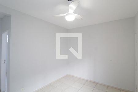 Sala de apartamento para alugar com 2 quartos, 45m² em Gávea, Uberlândia