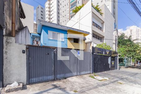 Casa à venda com 130m², 3 quartos e 2 vagasFachada