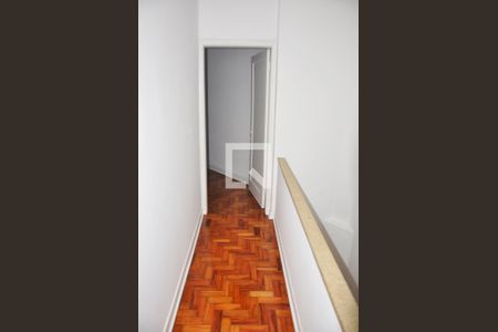 Corredor para os Quartos de casa para alugar com 2 quartos, 121m² em Jardim São Paulo(zona Norte), São Paulo
