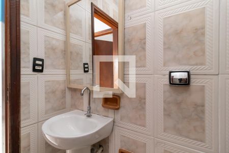 Casa para alugar com 65m², 2 quartos e sem vagaBanheiro