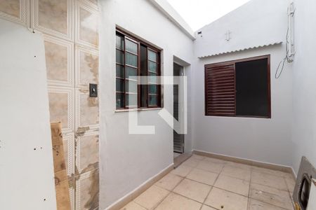 Casa para alugar com 65m², 2 quartos e sem vagaÁrea de Serviço