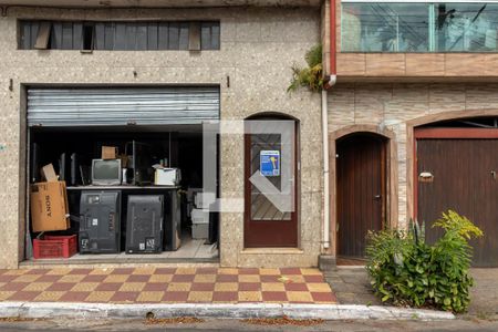 Casa para alugar com 65m², 2 quartos e sem vagaFachada