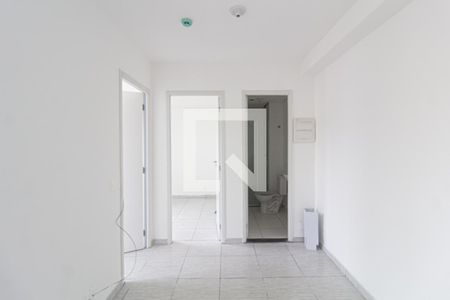 Sala/Cozinha de apartamento à venda com 2 quartos, 30m² em Cidade Antônio Estêvão de Carvalho, São Paulo