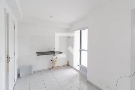 Sala/Cozinha de apartamento à venda com 2 quartos, 30m² em Cidade Antônio Estêvão de Carvalho, São Paulo