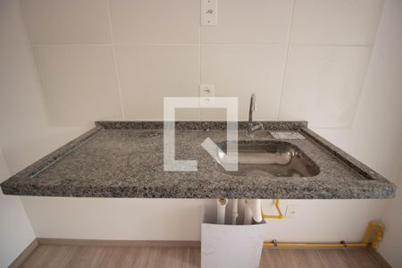 Sala/Cozinha de apartamento à venda com 2 quartos, 30m² em Cidade Antônio Estêvão de Carvalho, São Paulo