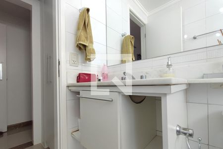 Apartamento à venda com 130m², 3 quartos e 5 vagasBanheiro Suíte 1