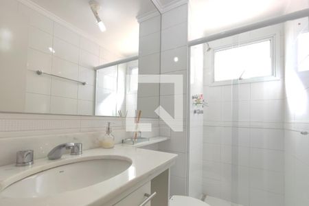 Apartamento à venda com 130m², 3 quartos e 5 vagasBanheiro Suíte 1