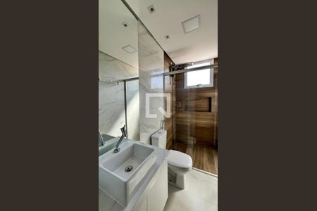 banho de apartamento à venda com 2 quartos, 64m² em Cruzeiro, Belo Horizonte