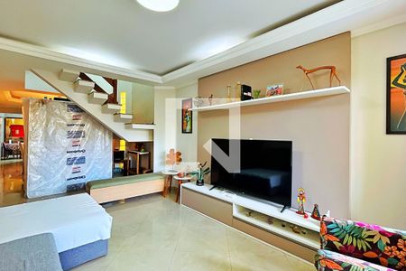 Sala de casa à venda com 5 quartos, 150m² em Vila Augusta, Guarulhos