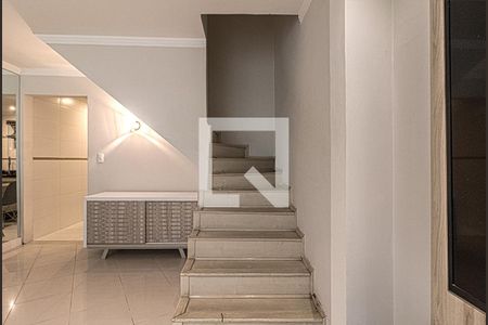 acesso aos pisos_1 de casa à venda com 2 quartos, 140m² em Vila das Mercês, São Paulo