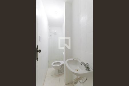 Banheiro de apartamento para alugar com 1 quarto, 40m² em Pilares, Rio de Janeiro