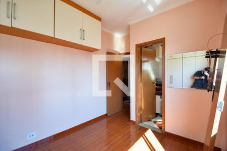 Apartamento à venda com 61m², 2 quartos e 2 vagasQuarto 2 (Suíte)