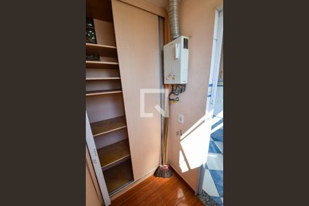 Apartamento à venda com 61m², 2 quartos e 2 vagasQuarto de Serviço