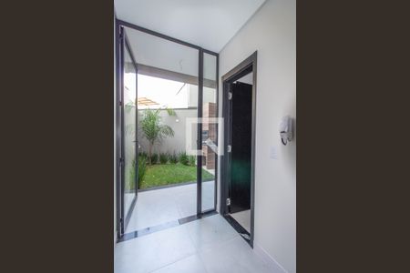 Casa à venda com 143m², 3 quartos e 2 vagasCozinha 