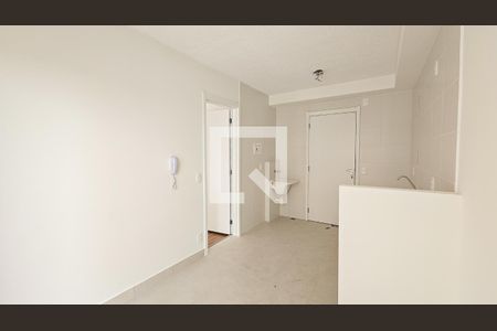 Sala / Cozinha de apartamento à venda com 1 quarto, 28m² em Socorro, São Paulo