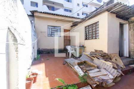 Casa à venda com 150m², 2 quartos e sem vagaQuintal