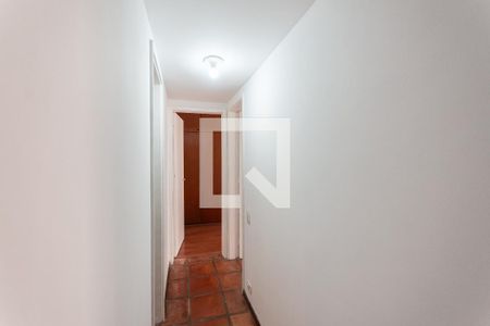 Corredor de apartamento para alugar com 2 quartos, 70m² em Vila Isabel, Rio de Janeiro