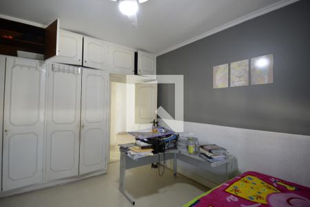 Casa à venda com 302m², 4 quartos e 3 vagasQuarto 2