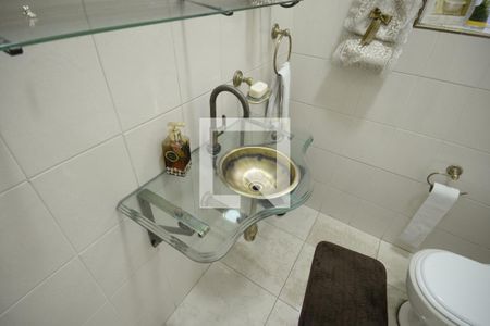 Casa à venda com 302m², 4 quartos e 3 vagasLavabo