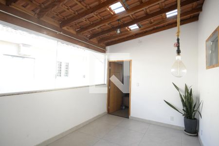 Casa à venda com 302m², 4 quartos e 3 vagasCorredor