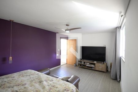 Casa à venda com 302m², 4 quartos e 3 vagasSuíte 1