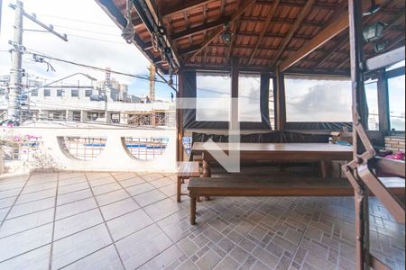 Casa à venda com 217m², 4 quartos e 2 vagas Casa à venda com 217m², 4 quartos e 2 vagasVaranda Gourmet