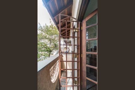 Casa à venda com 217m², 4 quartos e 2 vagas Casa à venda com 217m², 4 quartos e 2 vagasVaranda do Quarto 2