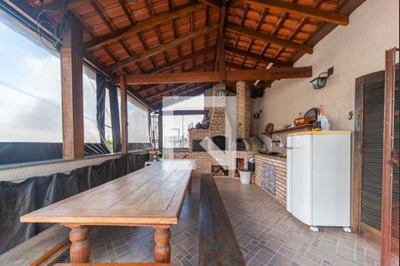 Casa à venda com 217m², 4 quartos e 2 vagas Casa à venda com 217m², 4 quartos e 2 vagasVaranda Gourmet