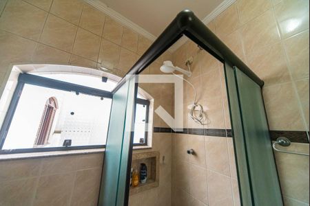 Casa à venda com 217m², 4 quartos e 2 vagas Casa à venda com 217m², 4 quartos e 2 vagasBanheiro 2