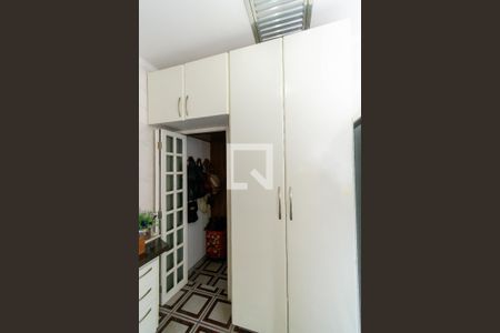 Casa à venda com 200m², 5 quartos e 4 vagasBanheiro da Suíte