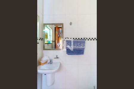 Casa à venda com 200m², 5 quartos e 4 vagasÁrea gourmet - Lavabo