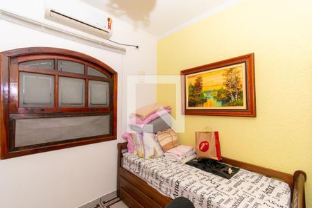 Casa à venda com 200m², 5 quartos e 4 vagasQuarto 1