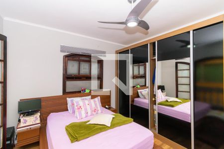 Casa à venda com 200m², 5 quartos e 4 vagasCasa 2 - Quarto 2