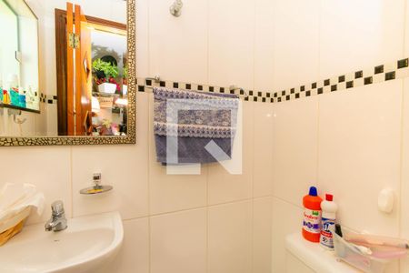 Casa à venda com 200m², 5 quartos e 4 vagasÁrea gourmet - Lavabo