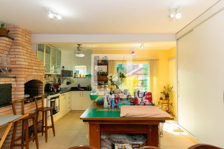 Casa à venda com 200m², 5 quartos e 4 vagasÁrea gourmet