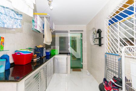 Casa à venda com 200m², 5 quartos e 4 vagasÁrea de Serviço