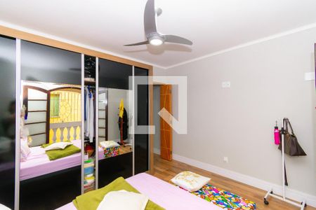 Casa à venda com 200m², 5 quartos e 4 vagasCasa 2 - Quarto 2