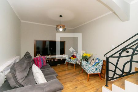 Casa à venda com 200m², 5 quartos e 4 vagasCasa 2 - Sala